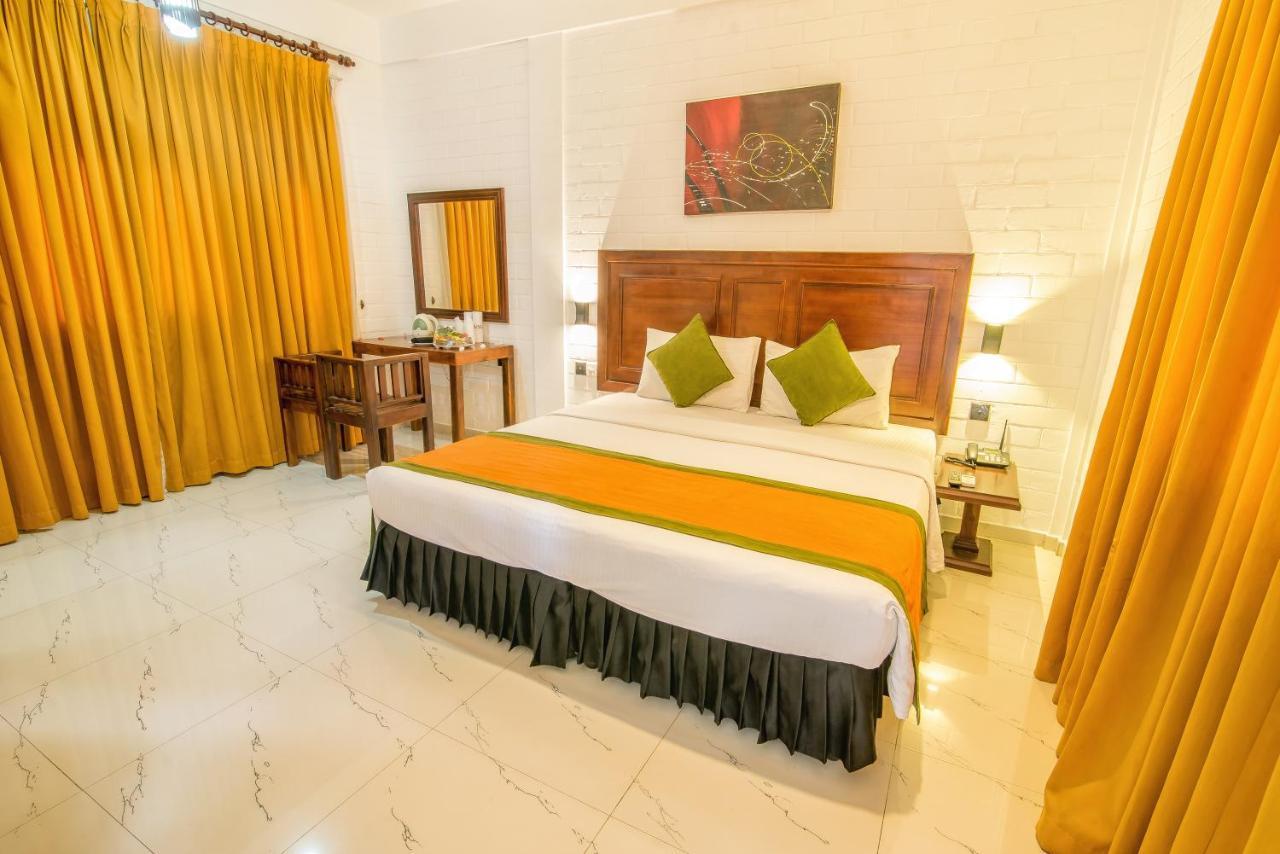 Mahanuge Hotel Polonnaruwa Exteriör bild