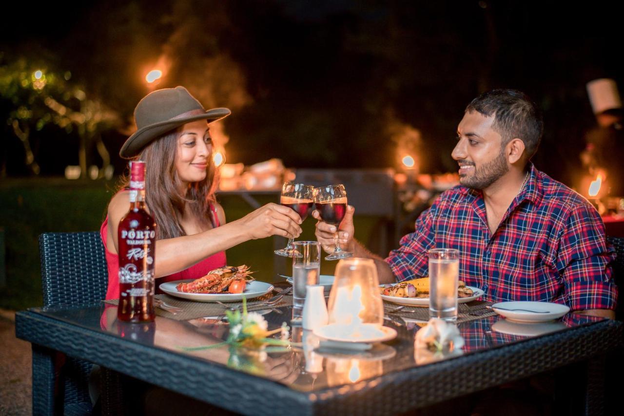 Mahanuge Hotel Polonnaruwa Exteriör bild