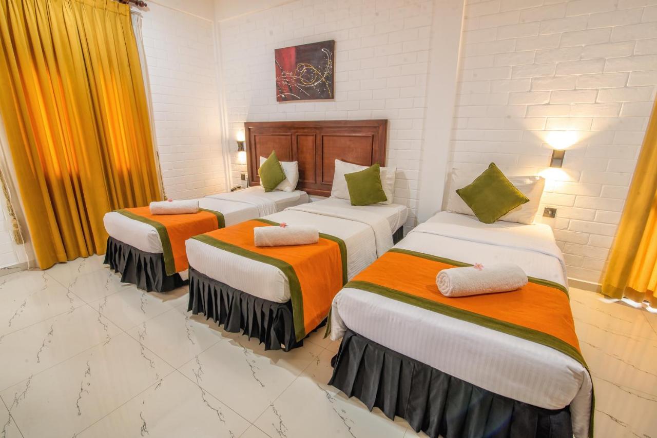 Mahanuge Hotel Polonnaruwa Exteriör bild